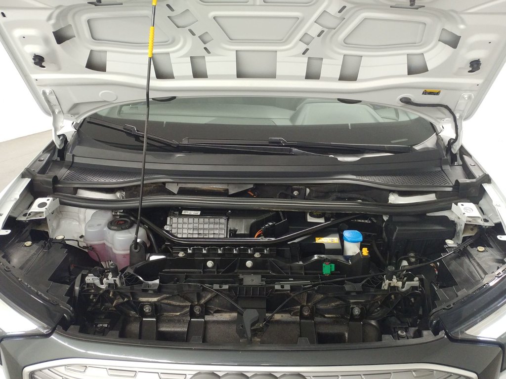 Audi Q4 e-tron 55 QUATTRO TOIT PANO ANGLE MORT|CARPLAY|CAMERA 2024 à Laval, Québec - 19 - w1024h768px