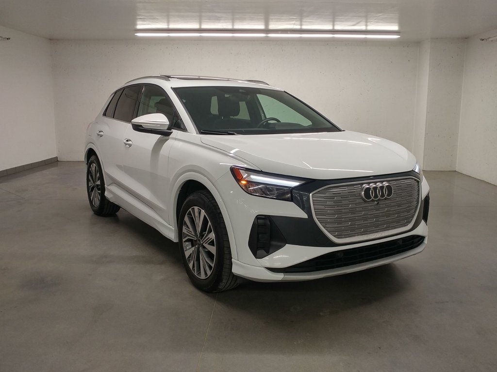 Audi Q4 e-tron 55 QUATTRO TOIT PANO ANGLE MORT|CARPLAY|CAMERA 2024 à Laval, Québec - 1 - w1024h768px