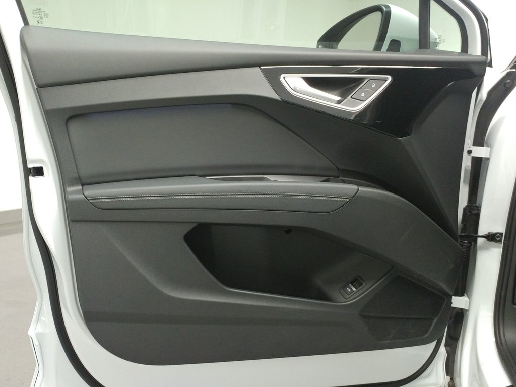 Audi Q4 e-tron 55 QUATTRO TOIT PANO ANGLE MORT|CARPLAY|CAMERA 2024 à Laval, Québec - 11 - w1024h768px