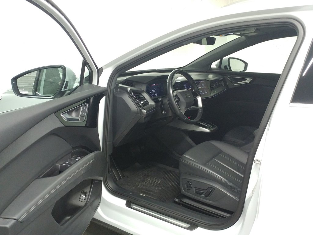 2024 Audi Q4 e-tron 55 QUATTRO TOIT PANO ANGLE MORT|CARPLAY|CAMERA in Laval, Quebec - 12 - w1024h768px