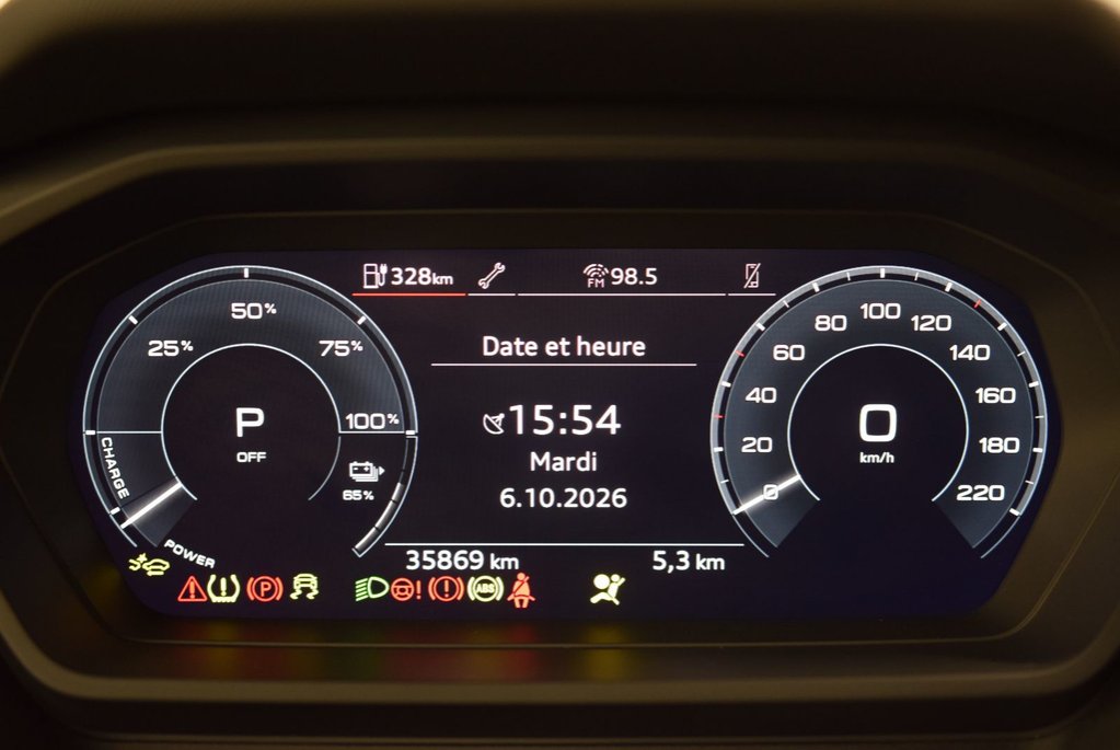 2025 Audi Q4 e-tron 55 QUATTRO TOIT PANO|NGLE MORT|SONOS|CARPLAY in Laval, Quebec - 18 - w1024h768px