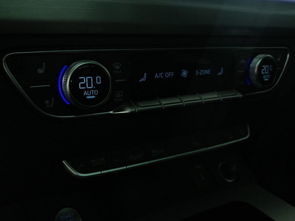 Audi Q5 Sportback PROGRESSIV S-LINE BLACK PACK TOIT|NAVI|CARPLAY 2023 à Laval, Québec - 15 - w1024h768px