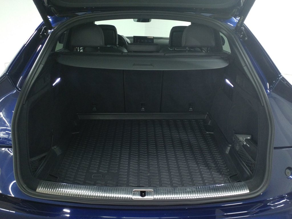 Audi Q5 Sportback PROGRESSIV S-LINE BLACK PACK TOIT|NAVI|CARPLAY 2023 à Laval, Québec - 8 - w1024h768px