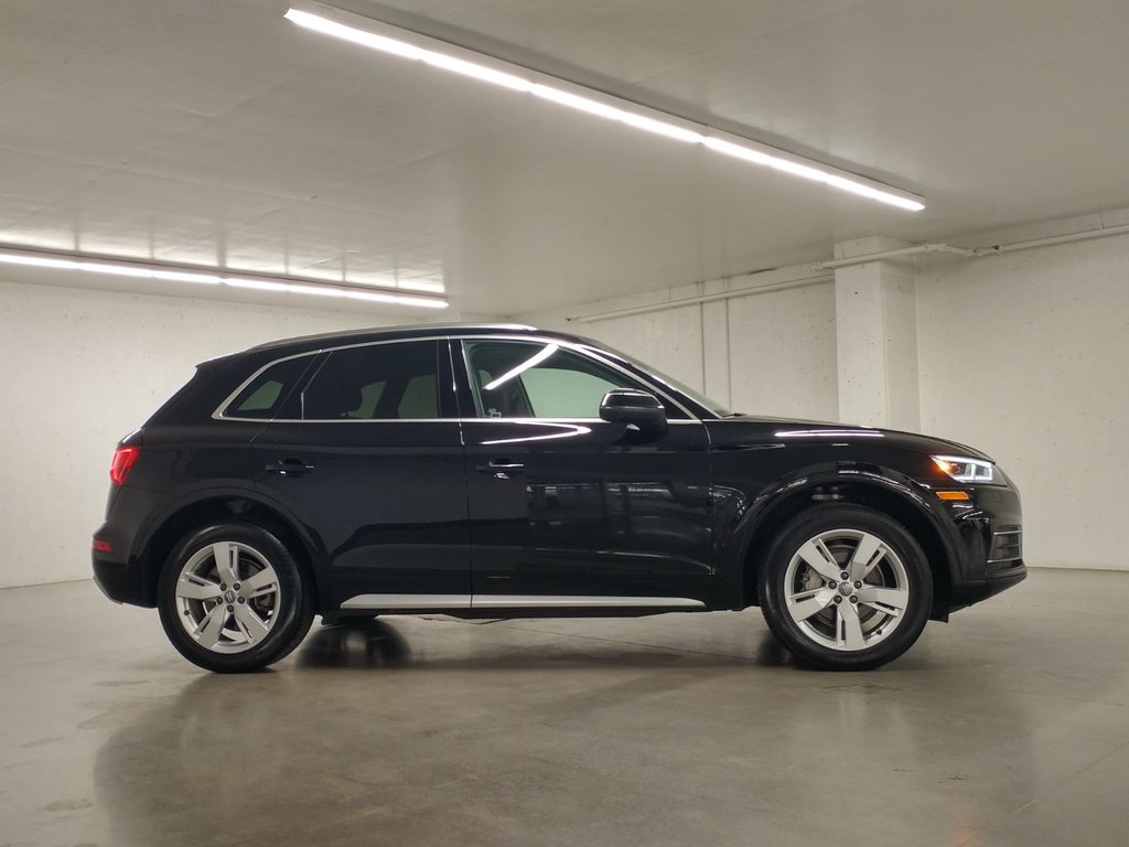 Q5 TECHNIK QUATTRO TOIT | NAVI | CARPLAY | CAMERA 2020 à Laval, Québec - 3 - w1024h768px