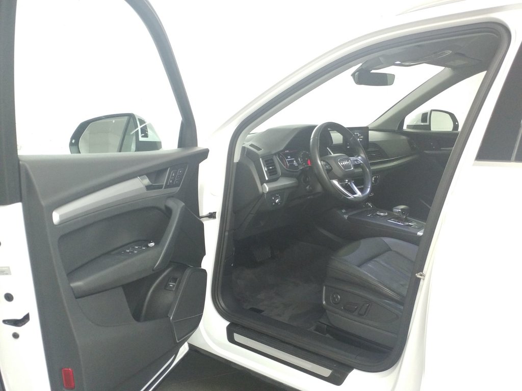 2020 Audi Q5 KOMFORT QUATTRO GR COMMODITÉS | CARPLAY |CAMERA in Laval, Quebec - 12 - w1024h768px