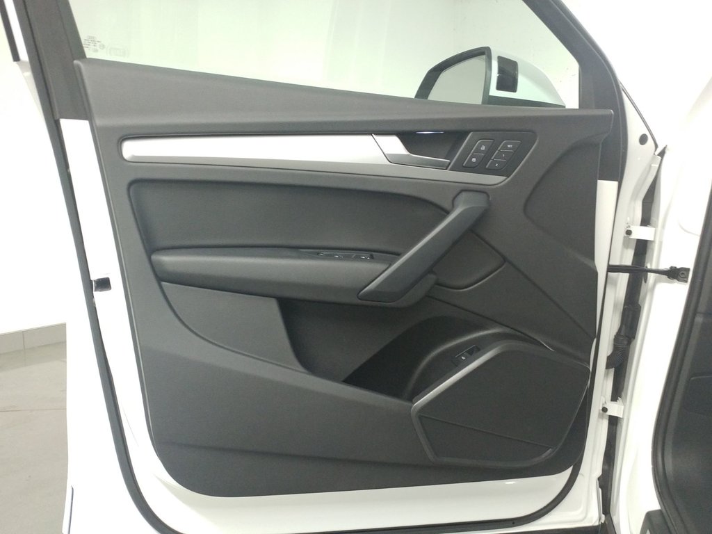 2020 Audi Q5 KOMFORT QUATTRO GR COMMODITÉS | CARPLAY |CAMERA in Laval, Quebec - 11 - w1024h768px