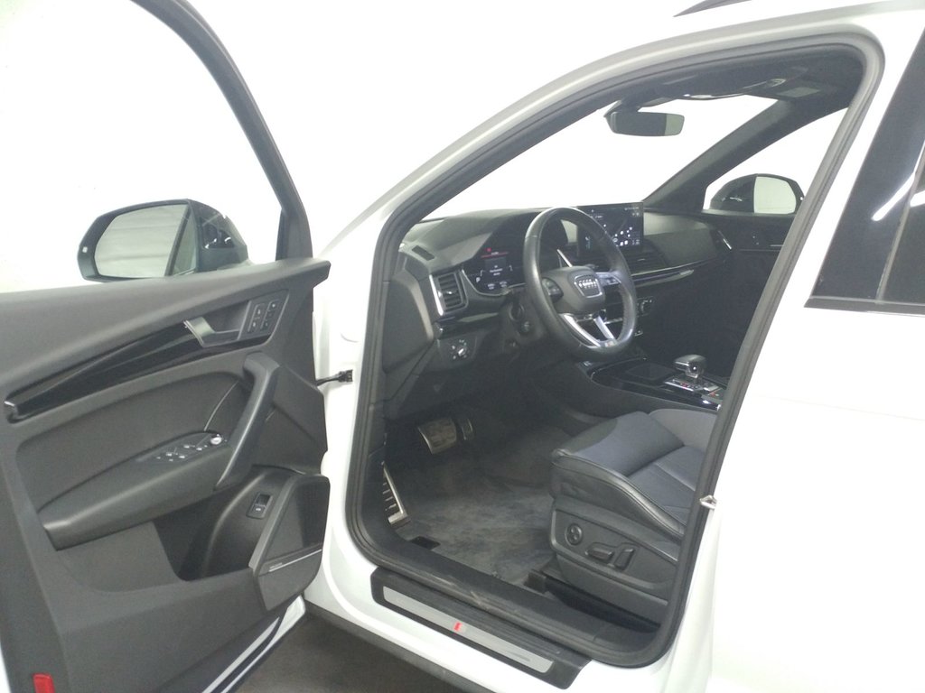 Audi Q5 TECHNIK S-LINE BLACK PACK|ADV DRIVER ASSIST | NAVI 2021 à Laval, Québec - 12 - w1024h768px