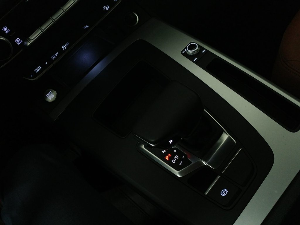 2022 Audi Q5 45 KOMFORT QUATTRO ANGLE MORT|CRAPLAY|CAMERA in Laval, Quebec - 16 - w1024h768px