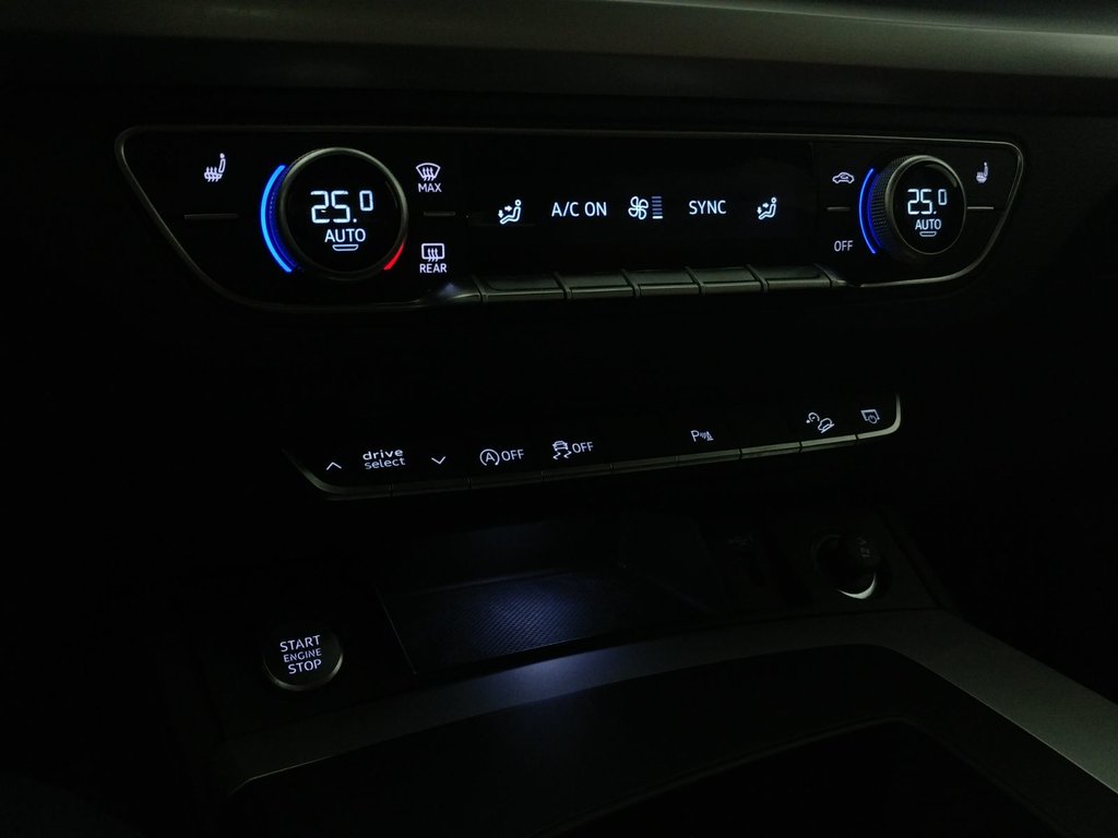 2022 Audi Q5 45 KOMFORT QUATTRO ANGLE MORT|CRAPLAY|CAMERA in Laval, Quebec - 15 - w1024h768px