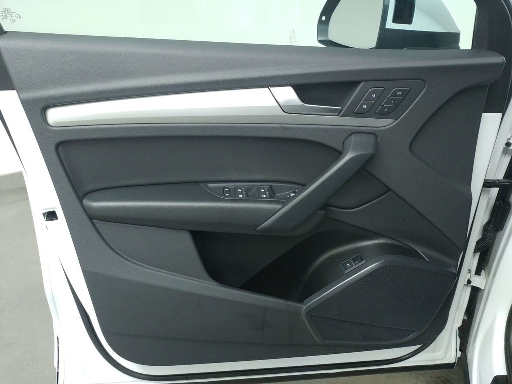 Audi Q5 45 KOMFORT QUATTRO GR COMMODITÉ ANGLE MORT|CARPLAY 2022 à Laval, Québec - 12 - w1024h768px