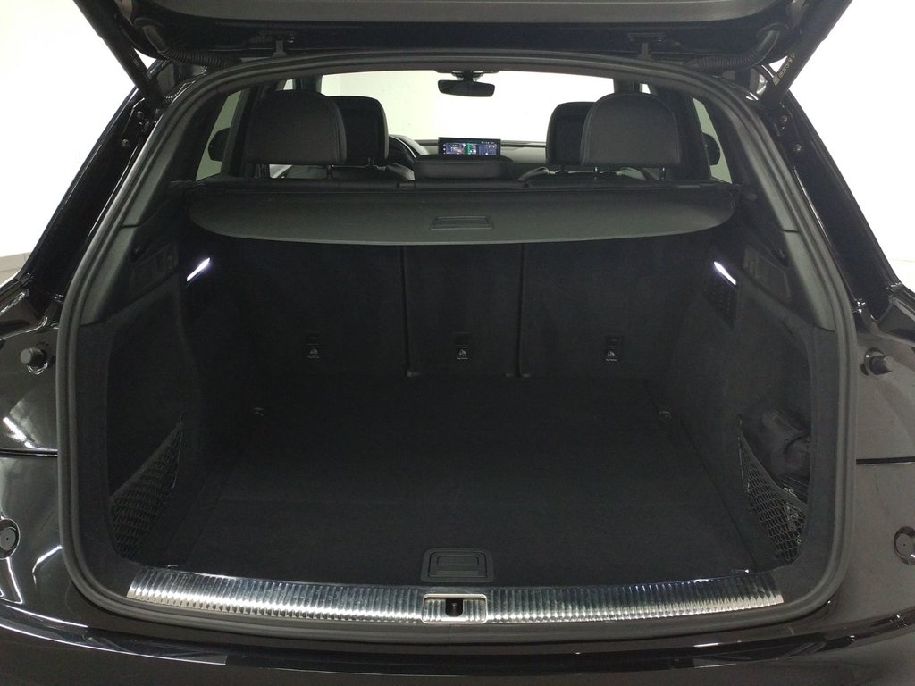 Audi Q5 PROGRESSIV S-LINE BLACK PACK TOIT| CARPLAY | NAVI 2023 à Laval, Québec - 8 - w1024h768px