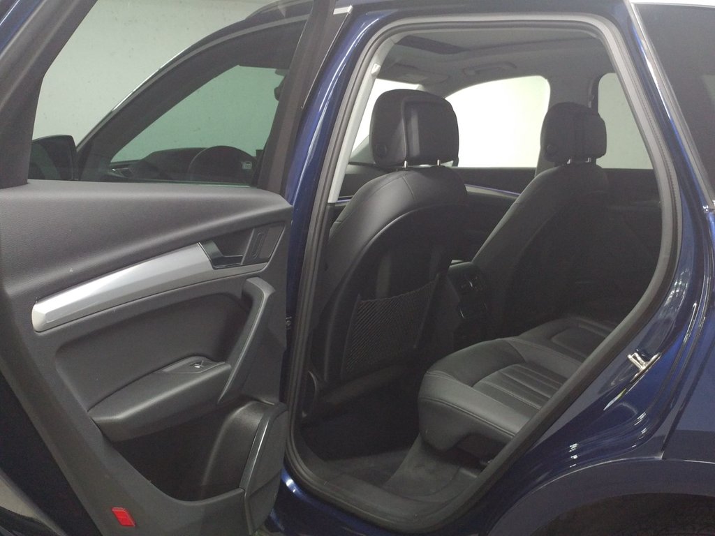 2023 Audi Q5 PROGRESSIV QUATTRO TOIT|ANGLE MORT|NAVI|CARPLAY in Laval, Quebec - 9 - w1024h768px