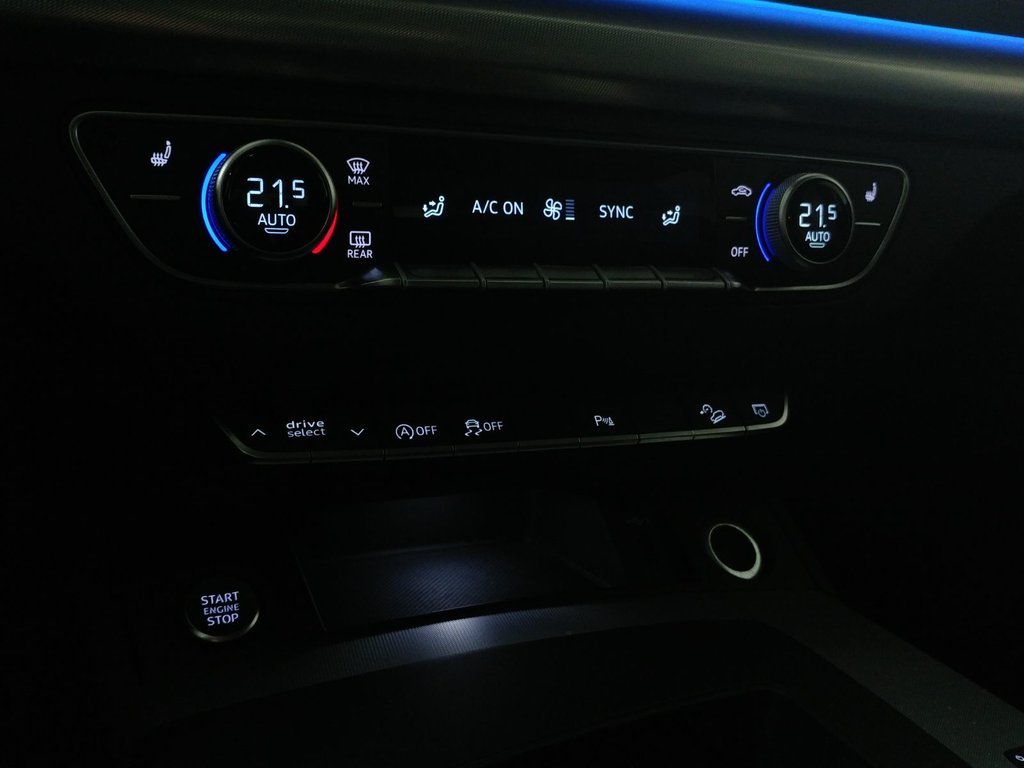 2023 Audi Q5 PROGRESSIV QUATTRO TOIT|ANGLE MORT|NAVI|CARPLAY in Laval, Quebec - 15 - w1024h768px