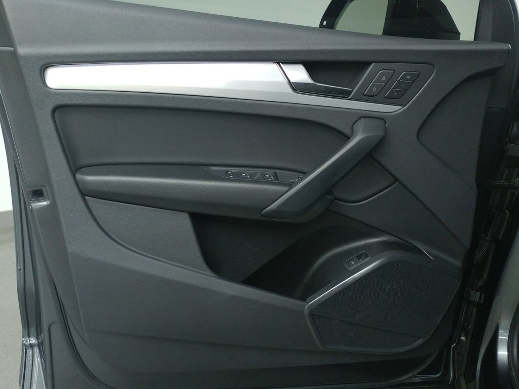 2023 Audi Q5 PROGRESSIV S-LINE BLACK PACK TOIT|NAVI|CARPLAY in Laval, Quebec - 11 - w1024h768px