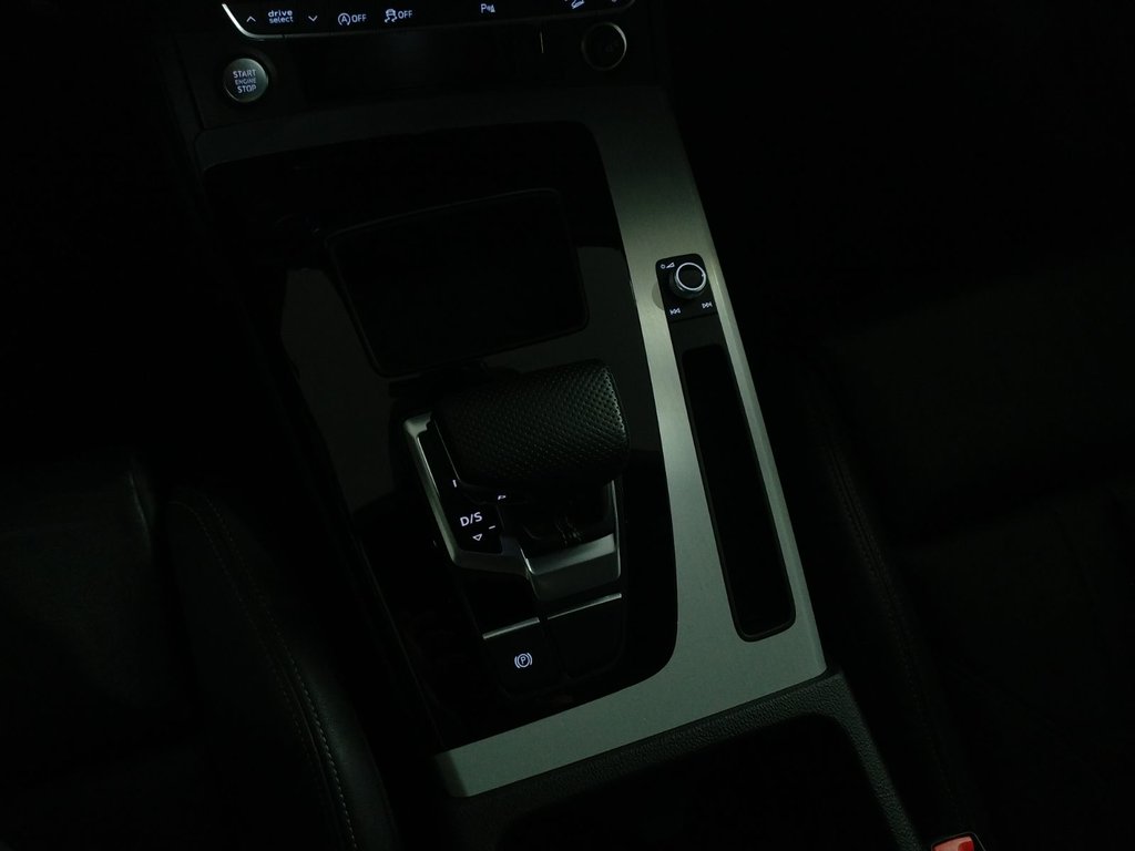 2023 Audi Q5 PROGRESSIV S-LINE BLACK PACK TOIT PANO|NAV|CARPLAY in Laval, Quebec - 16 - w1024h768px