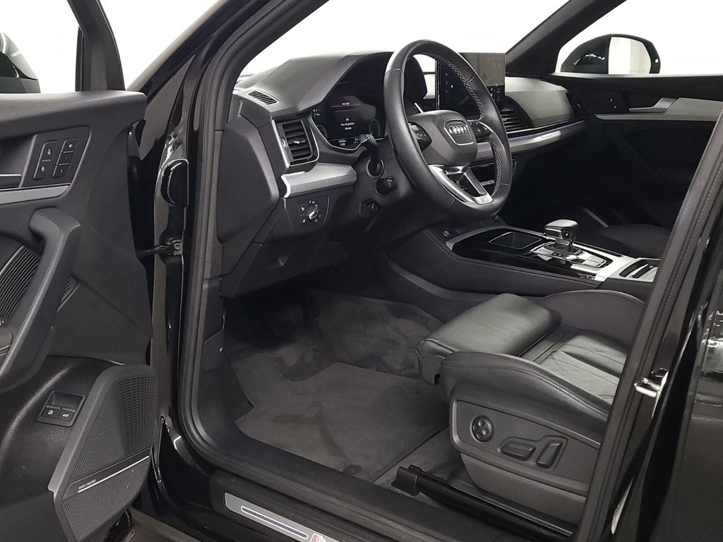Audi Q5 55 TFSI HYBRID TECHNIK S-LINE BLACK PACK TOIT|NAVI 2023 à Laval, Québec - 11 - w1024h768px