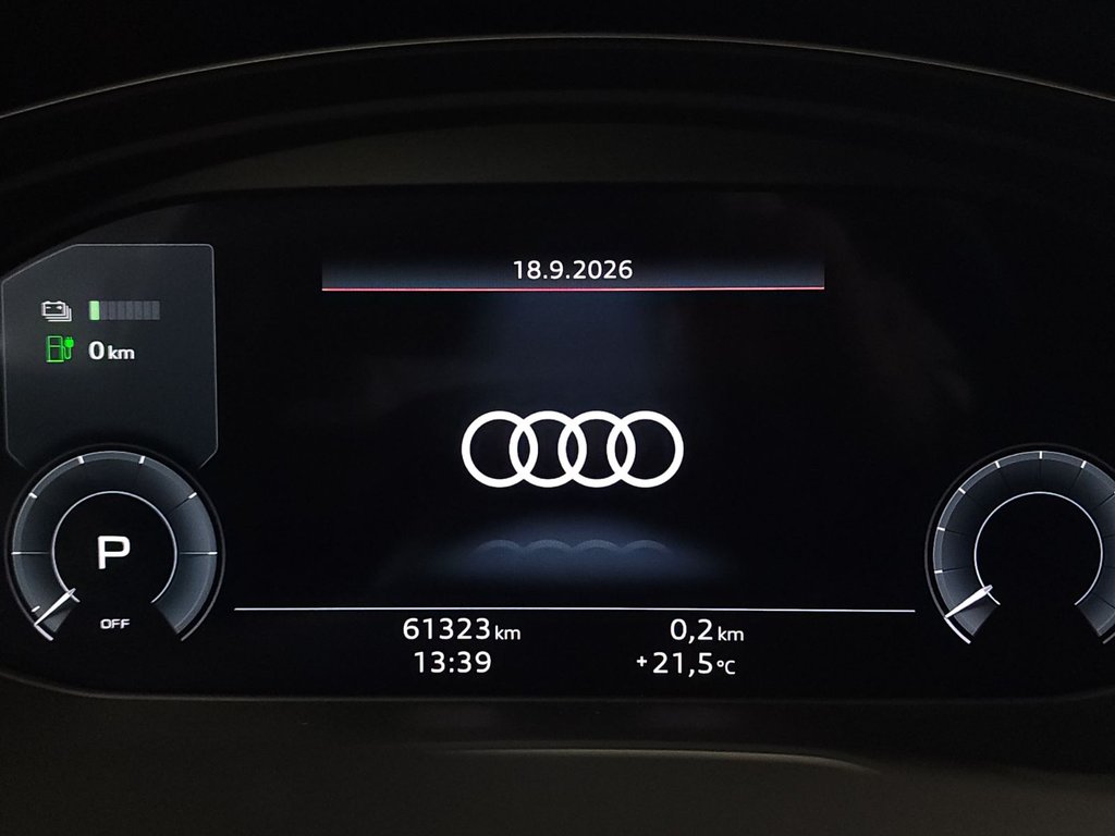Audi Q5 55 TFSI HYBRID TECHNIK S-LINE BLACK PACK TOIT|NAVI 2023 à Laval, Québec - 13 - w1024h768px