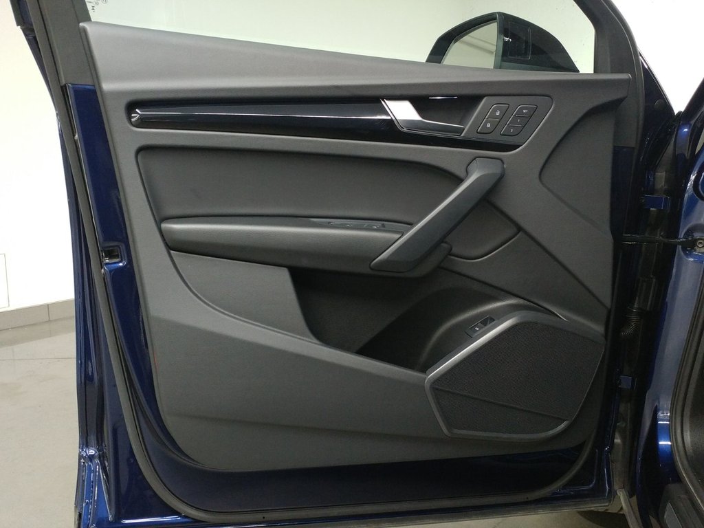 Audi Q5 KOMFORT QUATTRO VORSPRUNG|ENSEMBLE COMMODITÉS 2025 à Laval, Québec - 11 - w1024h768px