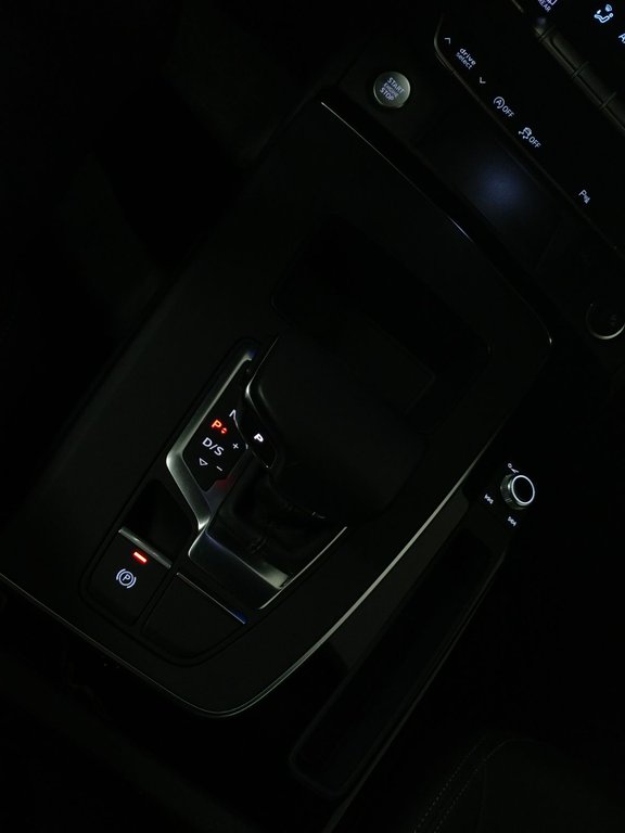 Audi Q5 KOMFORT QUATTRO VORSPRUNG|ENSEMBLE COMMODITÉS 2025 à Laval, Québec - 16 - w1024h768px