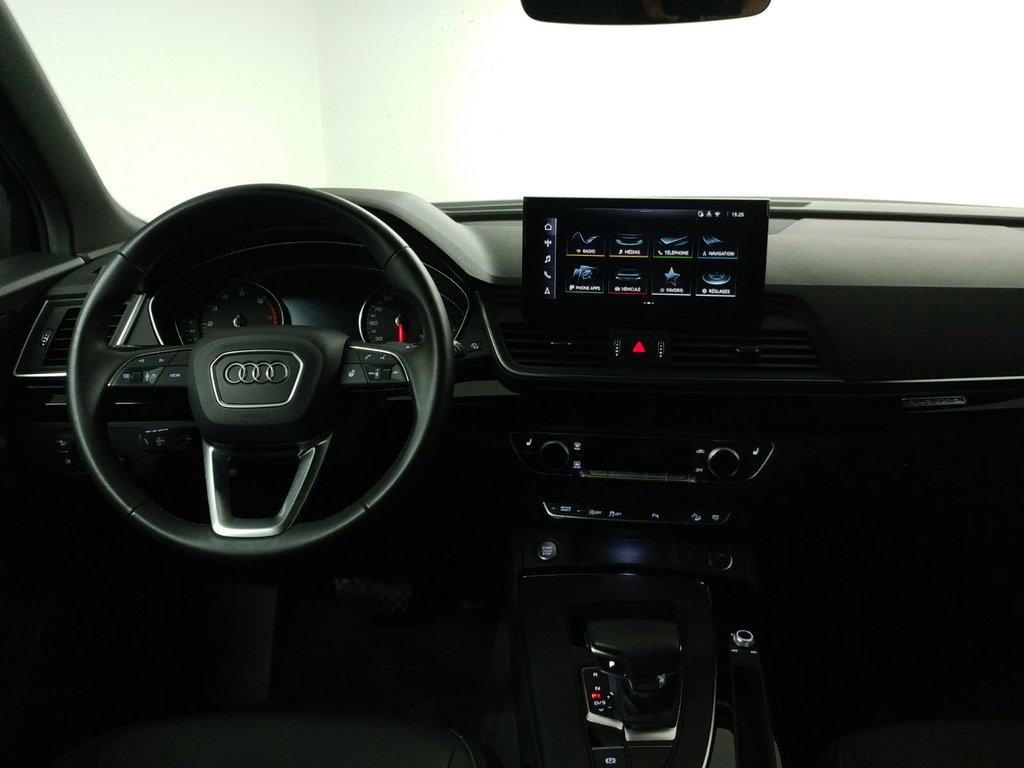 2025 Audi Q5 KOMFORT QUATTRO VORSPRUNG ENSEMBLE COMMODITÉS in Laval, Quebec - 10 - w1024h768px