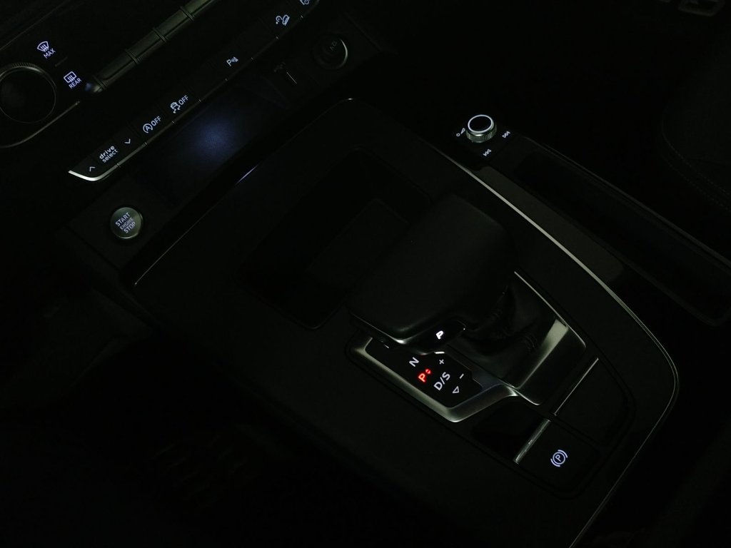 Audi Q5 KOMFORT QUATTRO VORSPRUNG|ENSEMBLE COMMODITÉS 2025 à Laval, Québec - 16 - w1024h768px