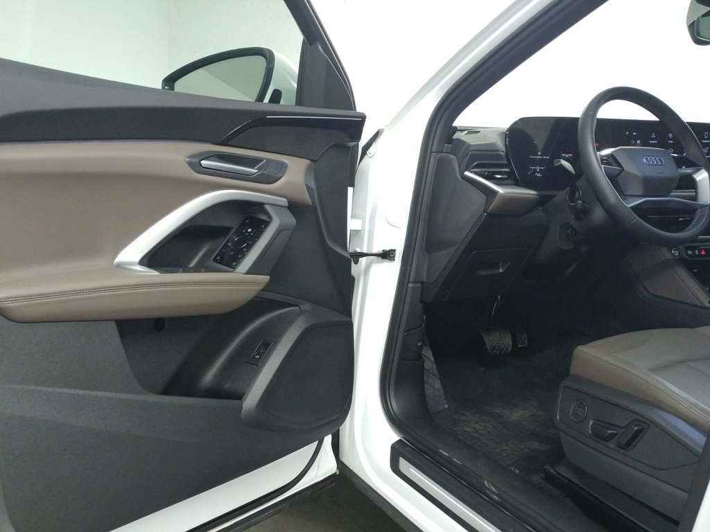 Audi Q5 2.0 TFSI QUATTRO ANGLE MORT|CARPLAY|CAMERA 2025 à Laval, Québec - 11 - w1024h768px