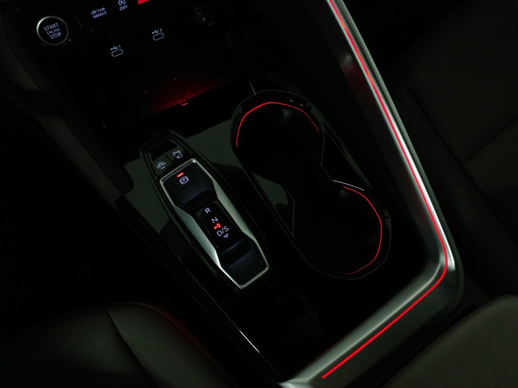 Audi Q5 2.0 TFSI QUATTRO ANGLE MORT|CARPLAY|CAMERA 2025 à Laval, Québec - 16 - w1024h768px