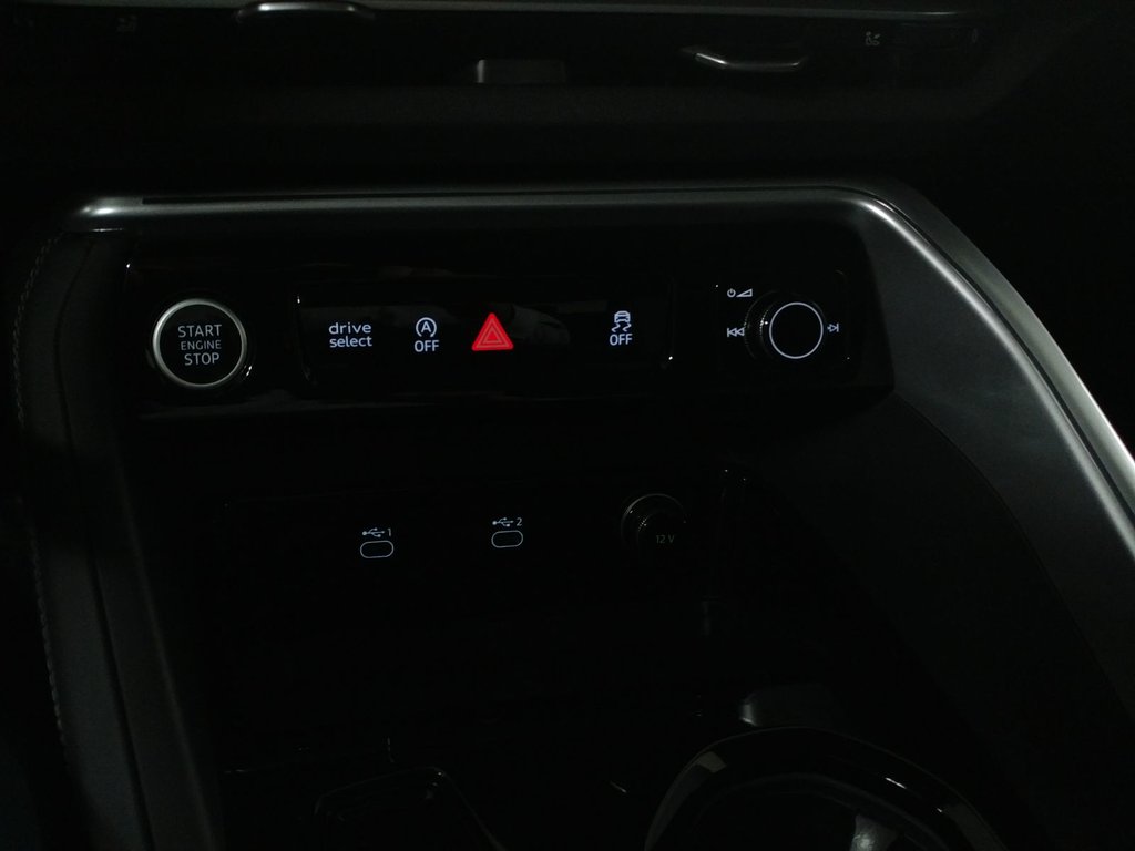 2025 Audi Q5 2.0 TFSI QUATTRO ANGLE MORT|CARPLAY|CAMERA in Laval, Quebec - 15 - w1024h768px