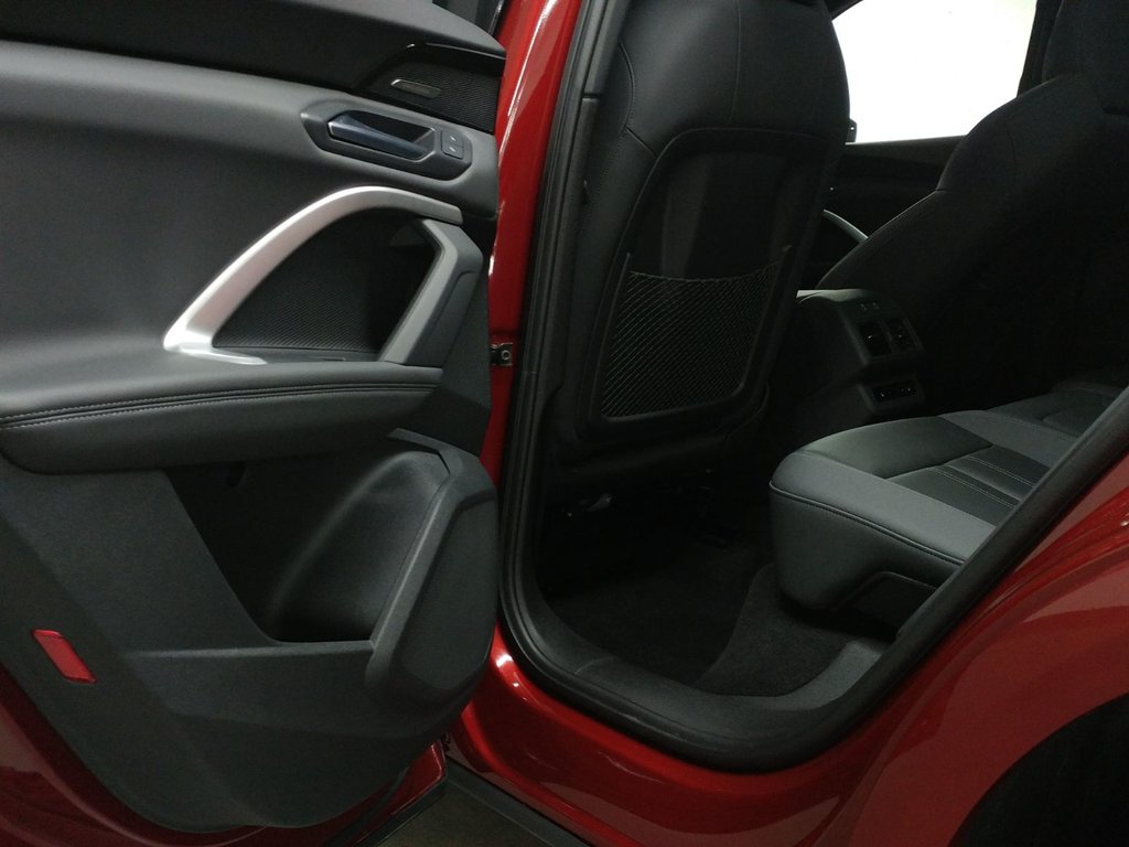 Audi Q5 PROGRESSIV S-LINE BLACK OPTIC TOIT|HEADS UP|B&O 2025 à Laval, Québec - 9 - w1024h768px