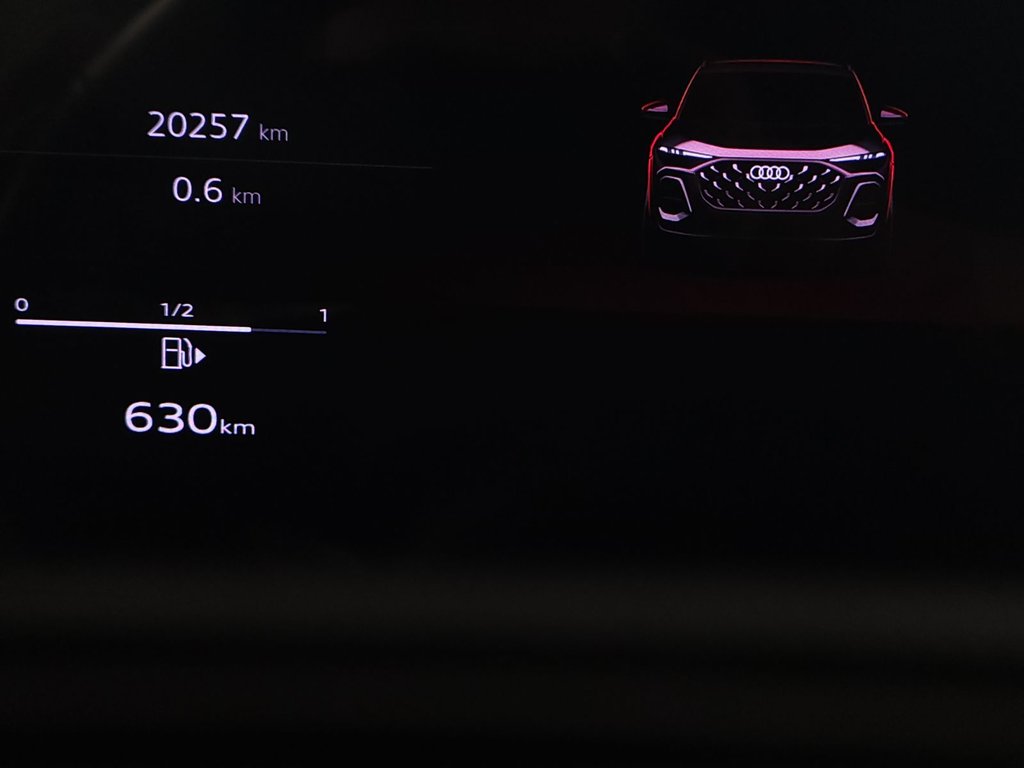 Audi Q5 2.0 TFSI QUATTRO ANGLE MORT|CARPLAY|CAMERA 2025 à Laval, Québec - 14 - w1024h768px