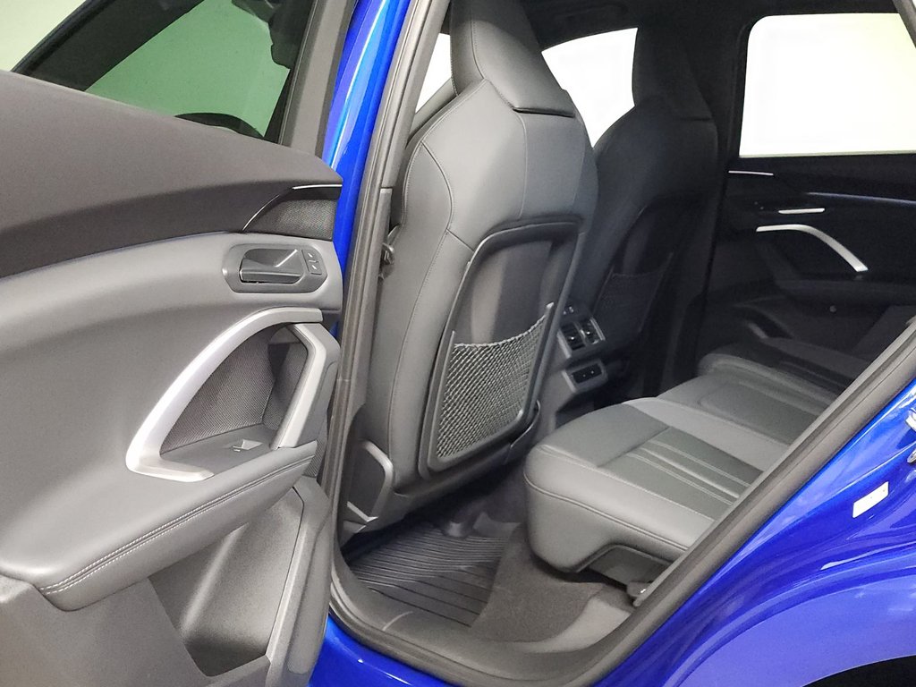 Audi Q5 2.0 TFSI S-LINE BLACK OPTIC|TOIT PANO|ANGLE MORT 2025 à Laval, Québec - 10 - w1024h768px