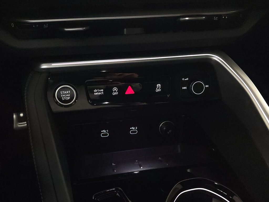 Audi Q5 2.0 TFSI S-LINE BLACK OPTIC|TOIT PANO|ANGLE MORT 2025 à Laval, Québec - 15 - w1024h768px