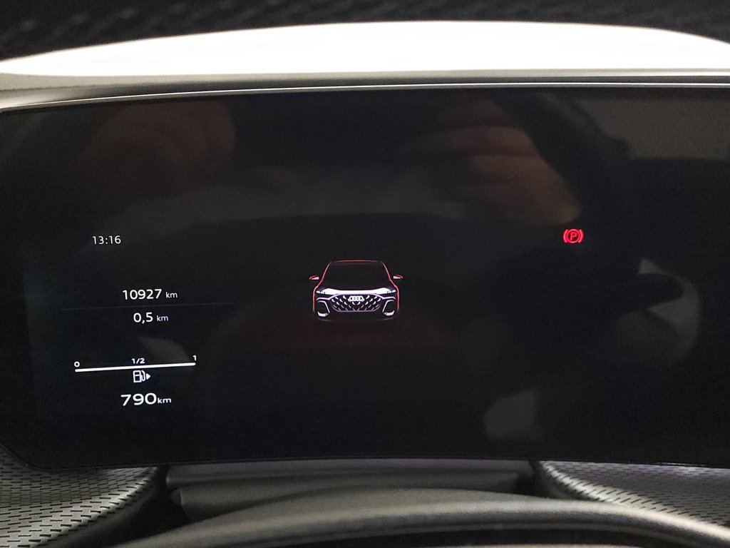 Audi Q5 2.0 TFSI S-LINE BLACK OPTIC|TOIT PANO|ANGLE MORT 2025 à Laval, Québec - 13 - w1024h768px
