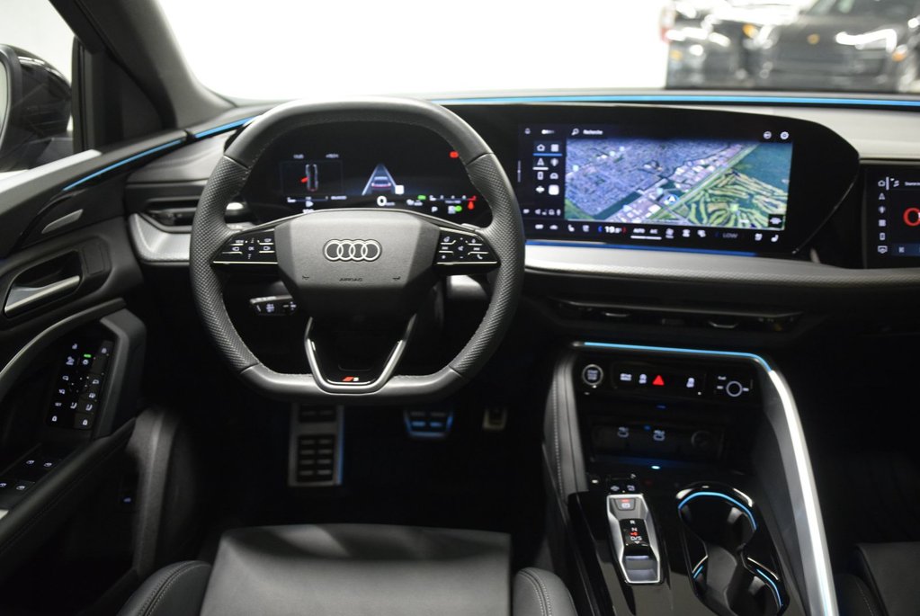 2025 Audi Q5 TECHNIK S-LINE BLACK OPTIC|TOIT|ANGLE MORT|CARPLAY in Laval, Quebec - 13 - w1024h768px