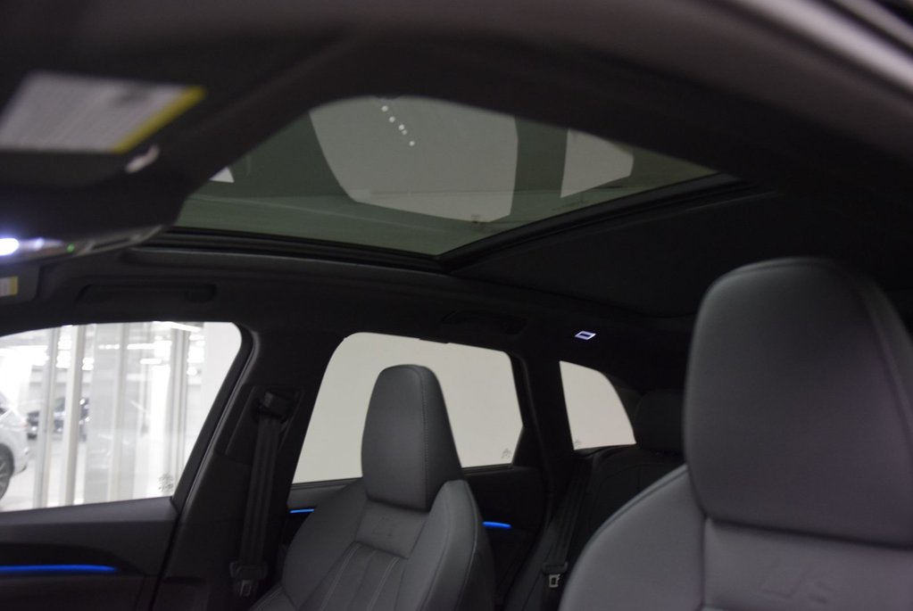 2025 Audi Q5 TECHNIK S-LINE BLACK OPTIC|TOIT|ANGLE MORT|CARPLAY in Laval, Quebec - 7 - w1024h768px