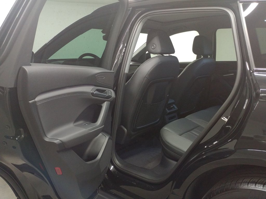 Audi Q6 e-tron QUATTRO BLACK OPTICS|TOIT PANO|NAVI|CARPLAY|CAMERA 2025 à Laval, Québec - 9 - w1024h768px