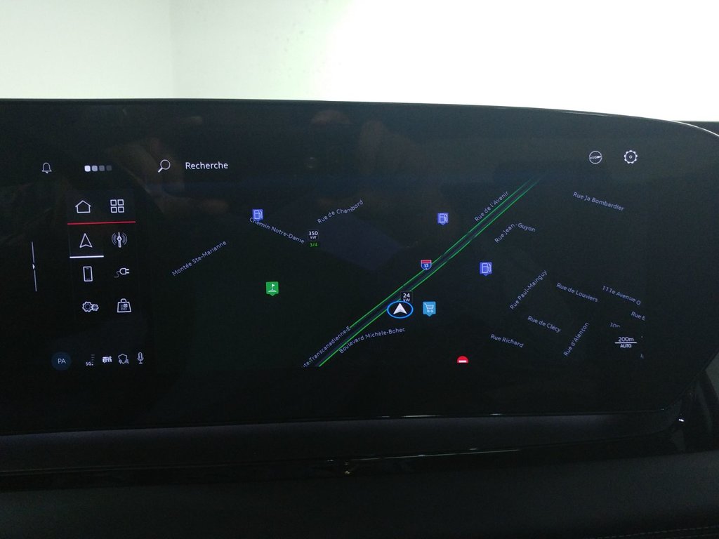 2025 Audi Q6 e-tron QUATTRO ENSEMBLE COMMODTÉ TOIT PANO|ANGLE MORT in Laval, Quebec - 13 - w1024h768px