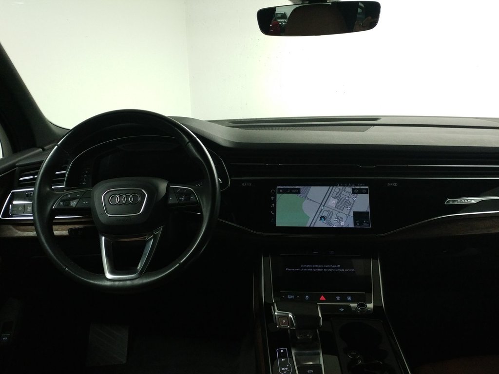 2021 Audi Q7 55 TFSI KOMFORT QUATTRO TOIT PANO| CARPLAY|HITCH in Laval, Quebec - 10 - w1024h768px