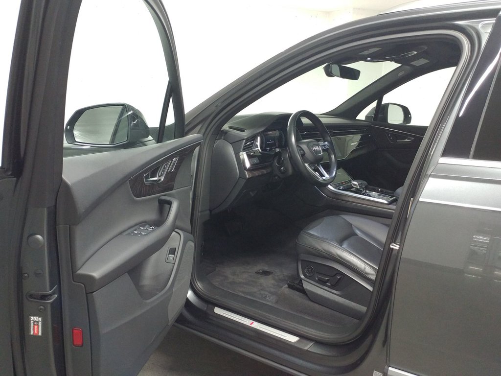 Audi Q7 55 KOMFORT QUATTRO TOIT PANO|HITCH|CARPLAY|CAMERA 2021 à Laval, Québec - 12 - w1024h768px