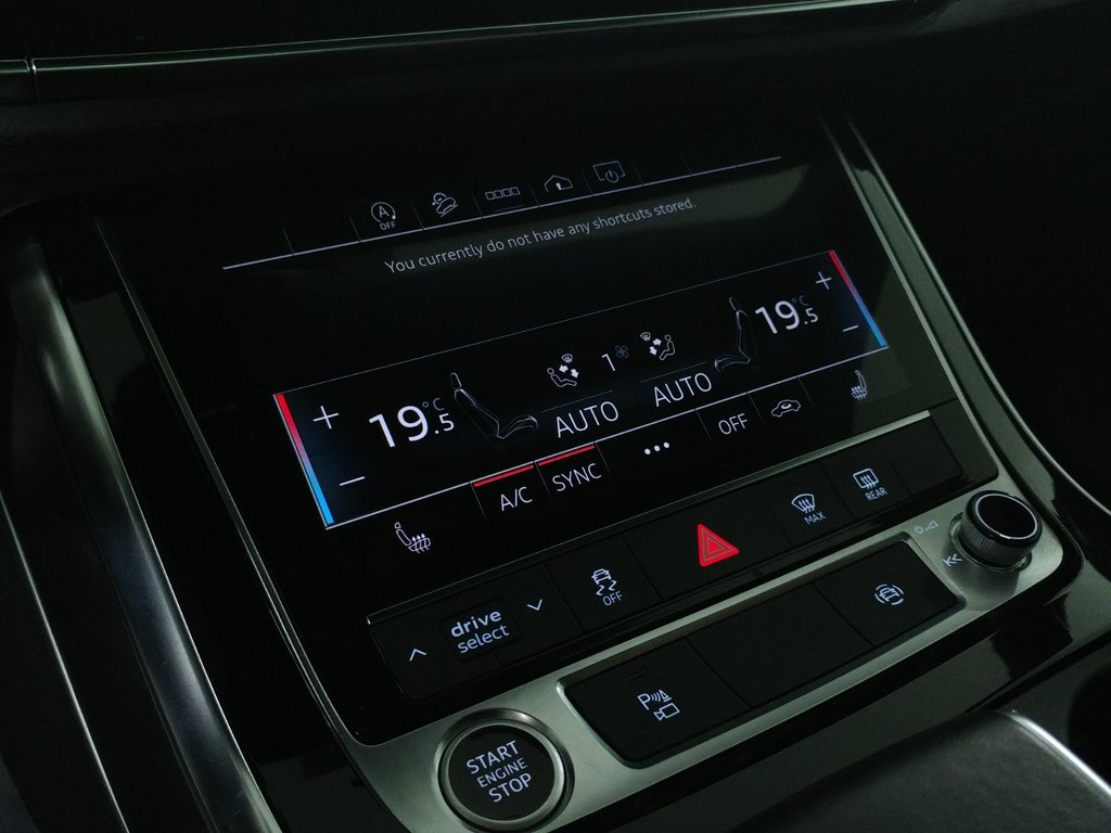 2022 Audi Q7 55 TFSI KOMFORT QUATTRO TOIT|ANGLE MORT|CARPLAY in Laval, Quebec - 15 - w1024h768px