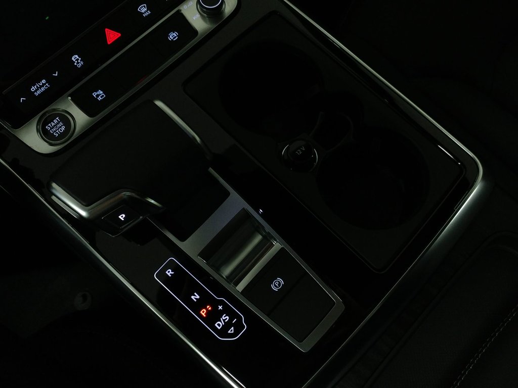 Audi Q7 55 TFSI QUATTRO VORSPRUNG | TOIT PANO |B&O|CARPLAY 2025 à Laval, Québec - 16 - w1024h768px