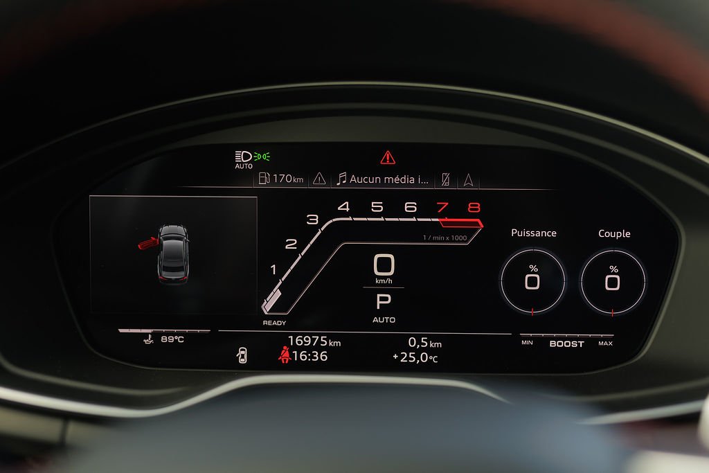 2024 Audi RS5 COUPE QUATTRO in Laval, Quebec - 11 - w1024h768px