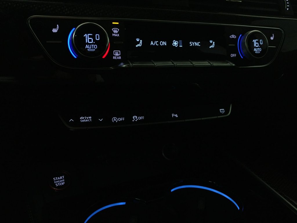 Audi S4 TECHNIK QUATTRO SPORT EXHAUST|RED CALIPER|CARPLAY 2024 à Laval, Québec - 15 - w1024h768px