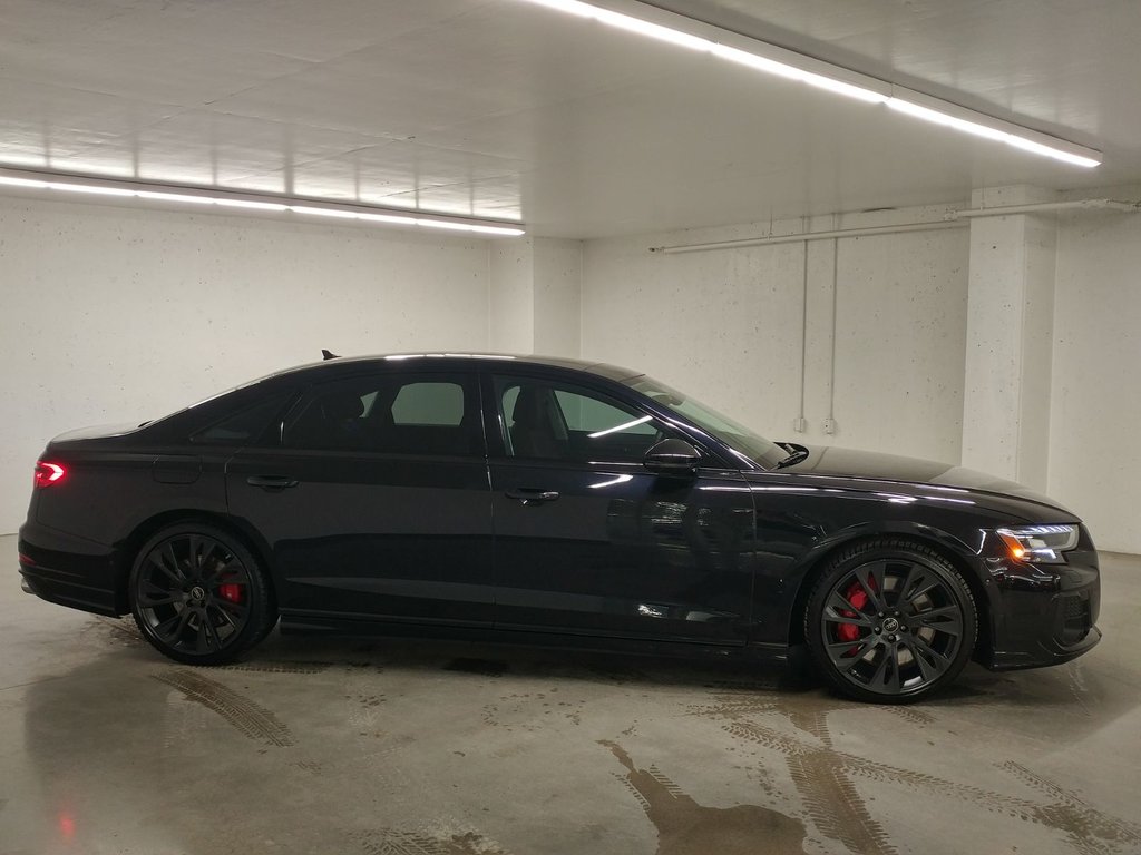 Audi S8 4.0TFSI QUATTRO BLACK OPTICS|RED CALIPER 2025 à Laval, Québec - 3 - w1024h768px