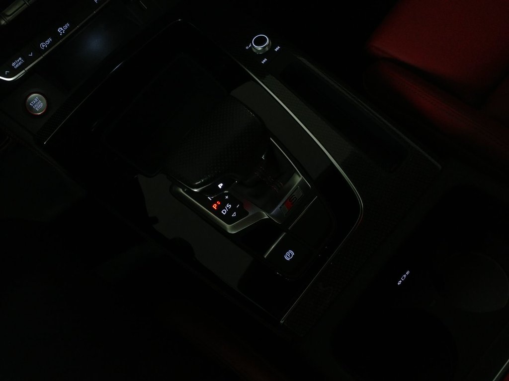 Audi SQ5 Sportback TECHNIK QUATTRO BLACK PACK TOIT|RED CALIPER|NAVI 2023 à Laval, Québec - 16 - w1024h768px