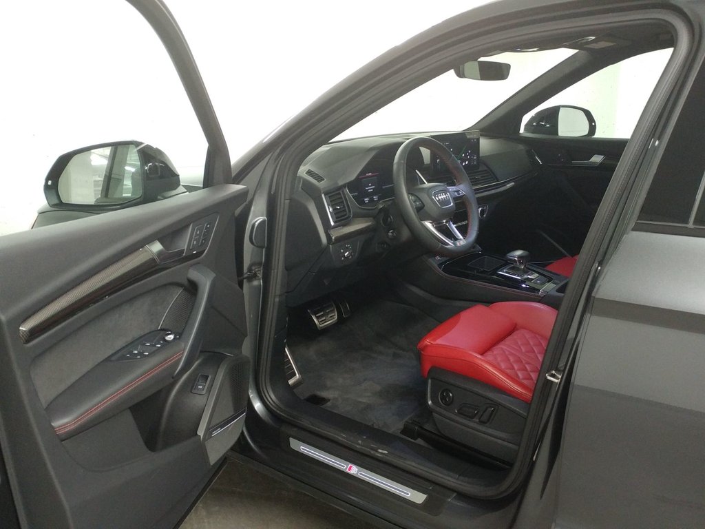 Audi SQ5 Sportback TECHNIK QUATTRO BLACK PACK TOIT|RED CALIPER|NAVI 2023 à Laval, Québec - 12 - w1024h768px