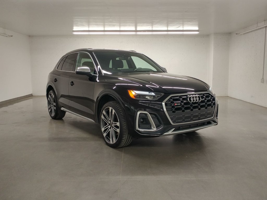 SQ5 PROGRESSIV RED CALIPER | TOIT | NAV | CARPLAY 2023 à Laval, Québec - 1 - w1024h768px