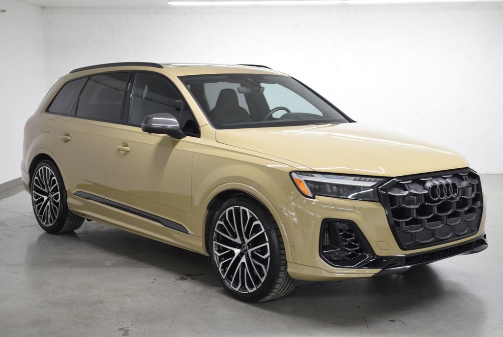2025 Audi SQ7 BLACK OPTICS|SPORT EXHAUST|MASSAGE SEAT|HITCH|22PO in Laval, Quebec - 7 - w1024h768px