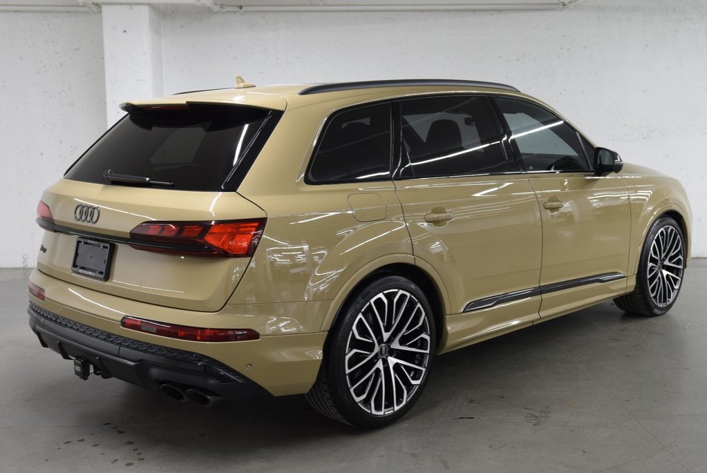 2025 Audi SQ7 BLACK OPTICS|SPORT EXHAUST|MASSAGE SEAT|HITCH|22PO in Laval, Quebec - 4 - w1024h768px