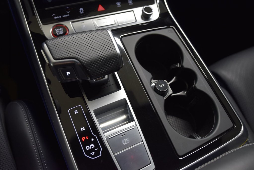 2025 Audi SQ7 BLACK OPTICS|SPORT EXHAUST|MASSAGE SEAT|HITCH|22PO in Laval, Quebec - 28 - w1024h768px